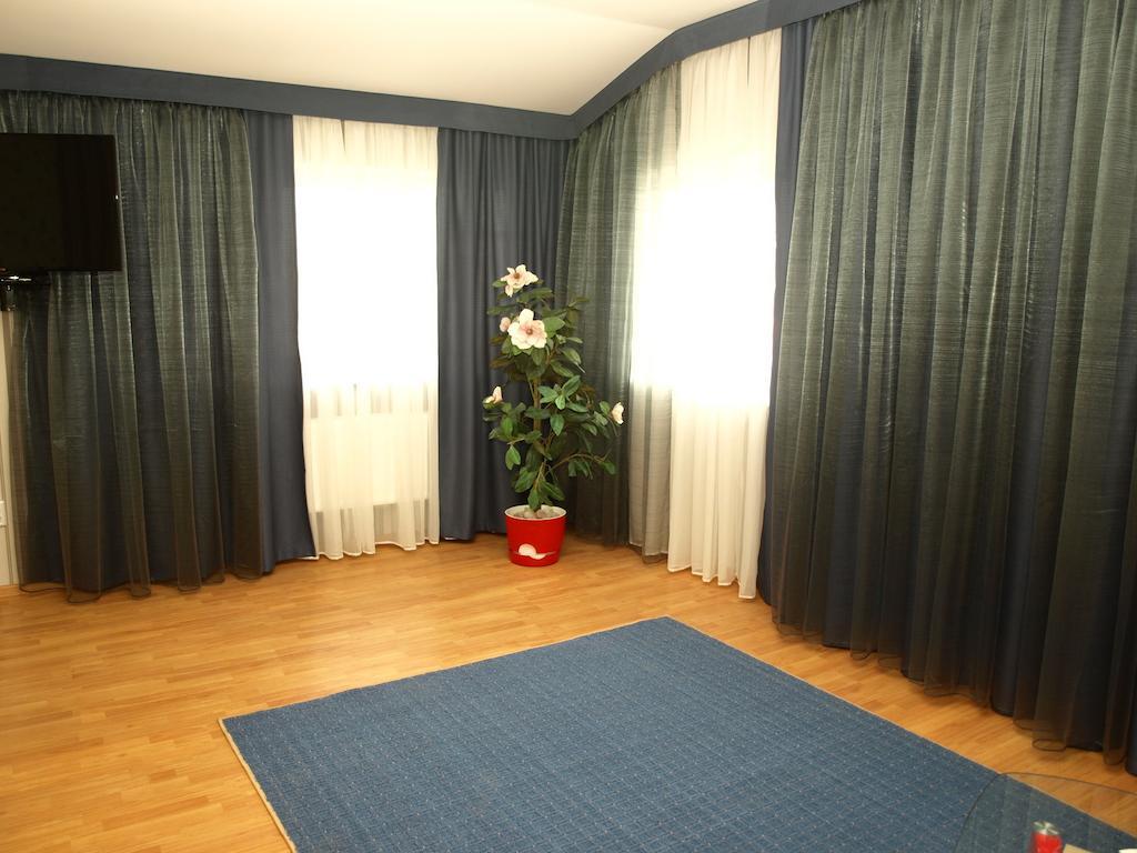 Leon Hotel Λβιβ Δωμάτιο φωτογραφία